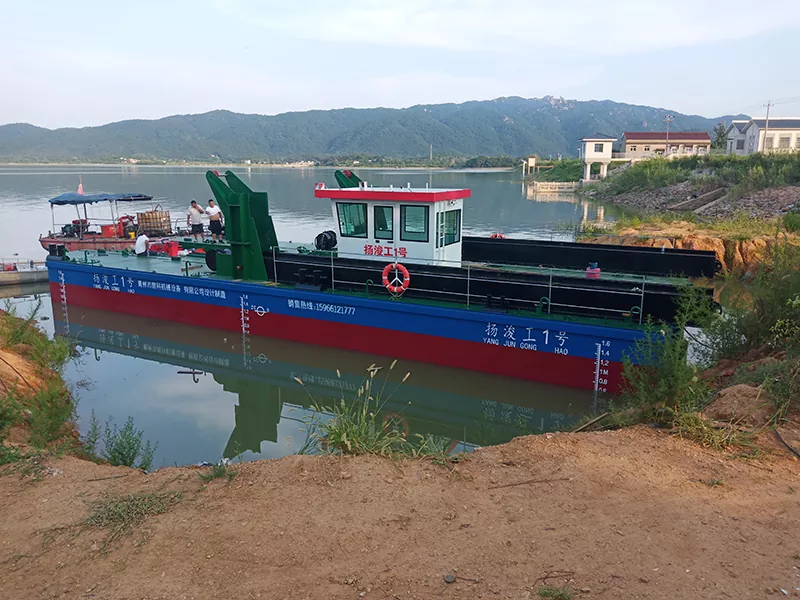 Lebegő kotróplatform